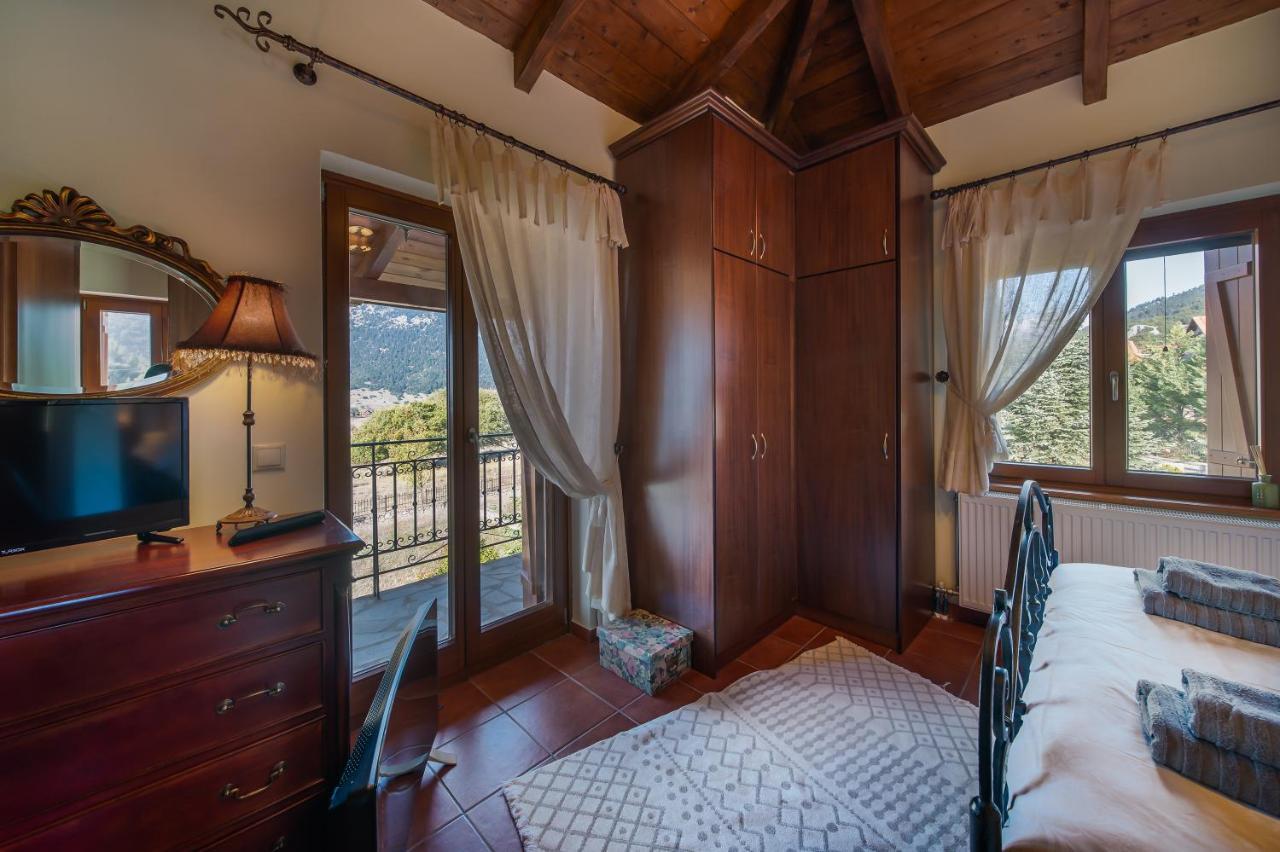 Vila Livadi cosy house Arachova Exteriér fotografie